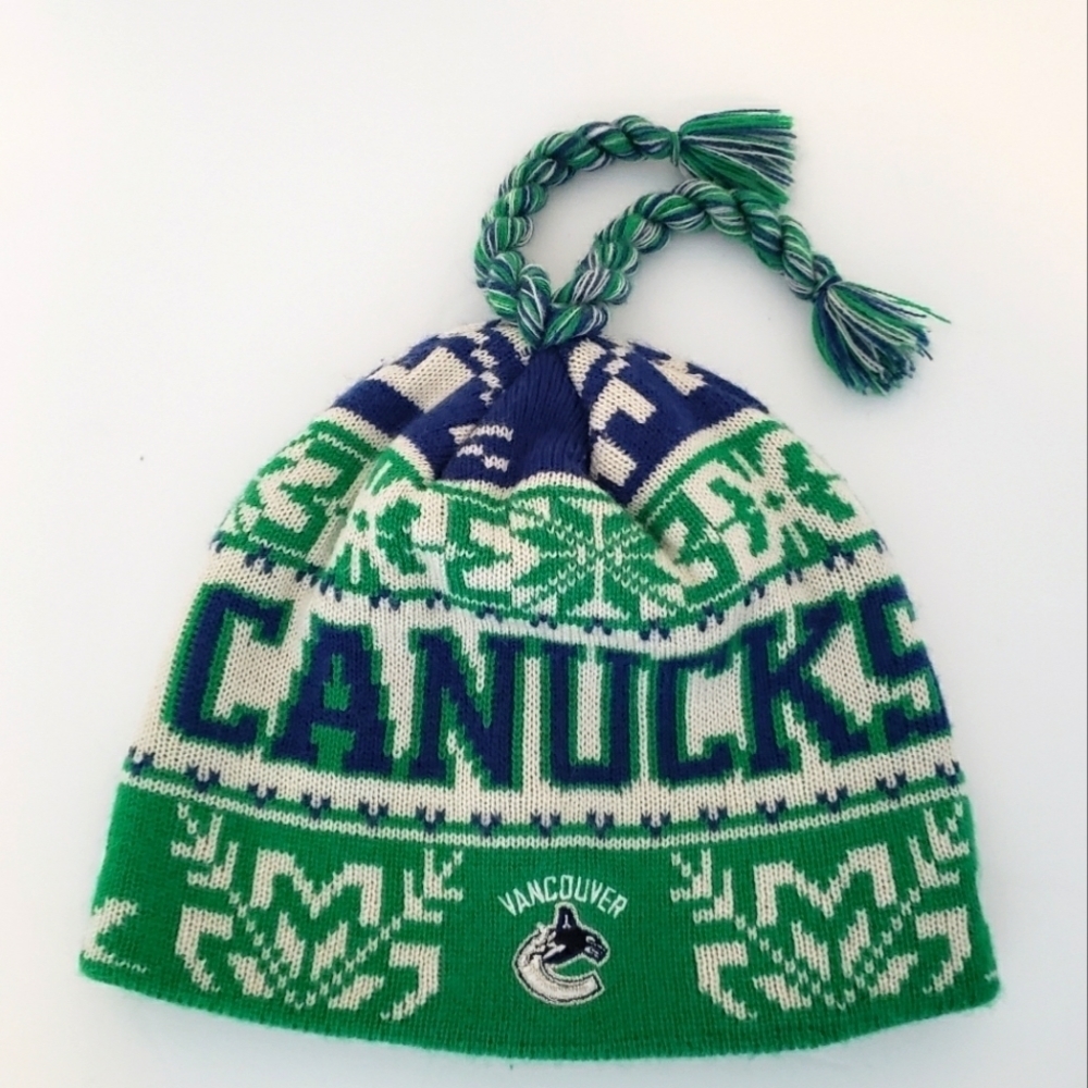 REEBOK NHL Vancouver Canucks Beanie Touqe OS - Picture 3 of 10